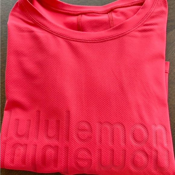 Lululemon Muscle Love Motif Long Sleeve Crop Shirt Women’s Size Large - Picture 2 of 5